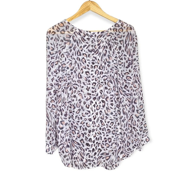 Cabi White Leopard Animal Print Chiffon Glamour Blouse Top Size Medium - Picture 10 of 12